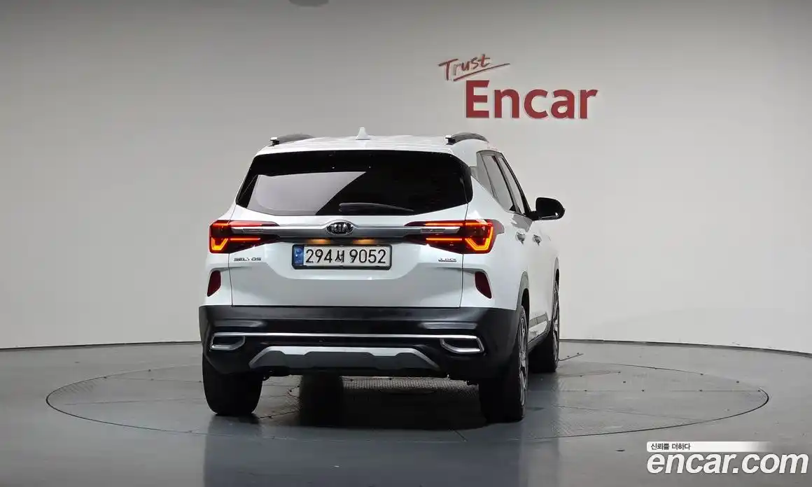 Kia Seltos 2021 1.6 Автомат в Москве № 124501, фото 15