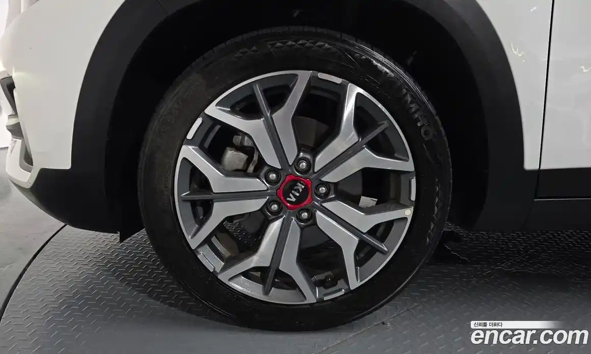 Kia Seltos 2021 1.6 Автомат в Москве № 124501, фото 16