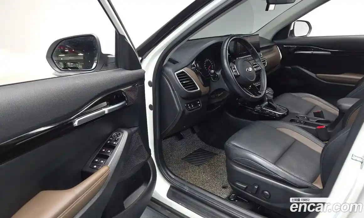 Kia Seltos 2021 1.6 Автомат в Москве № 124501, фото 8