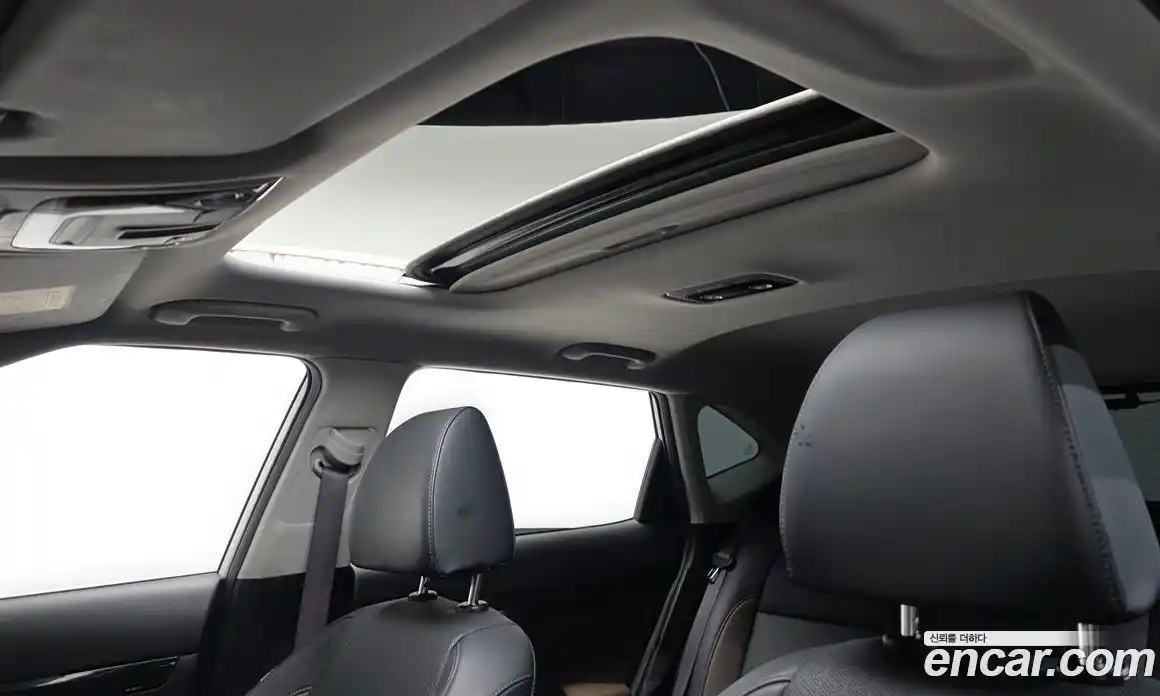 Kia Seltos 2021 1.6 Автомат в Москве № 124501, фото 9