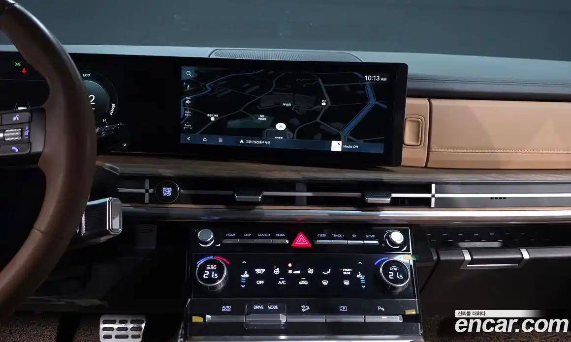 Hyundai Santa Fe 2024 1.6 Автомат в Москве № 126275, фото 14