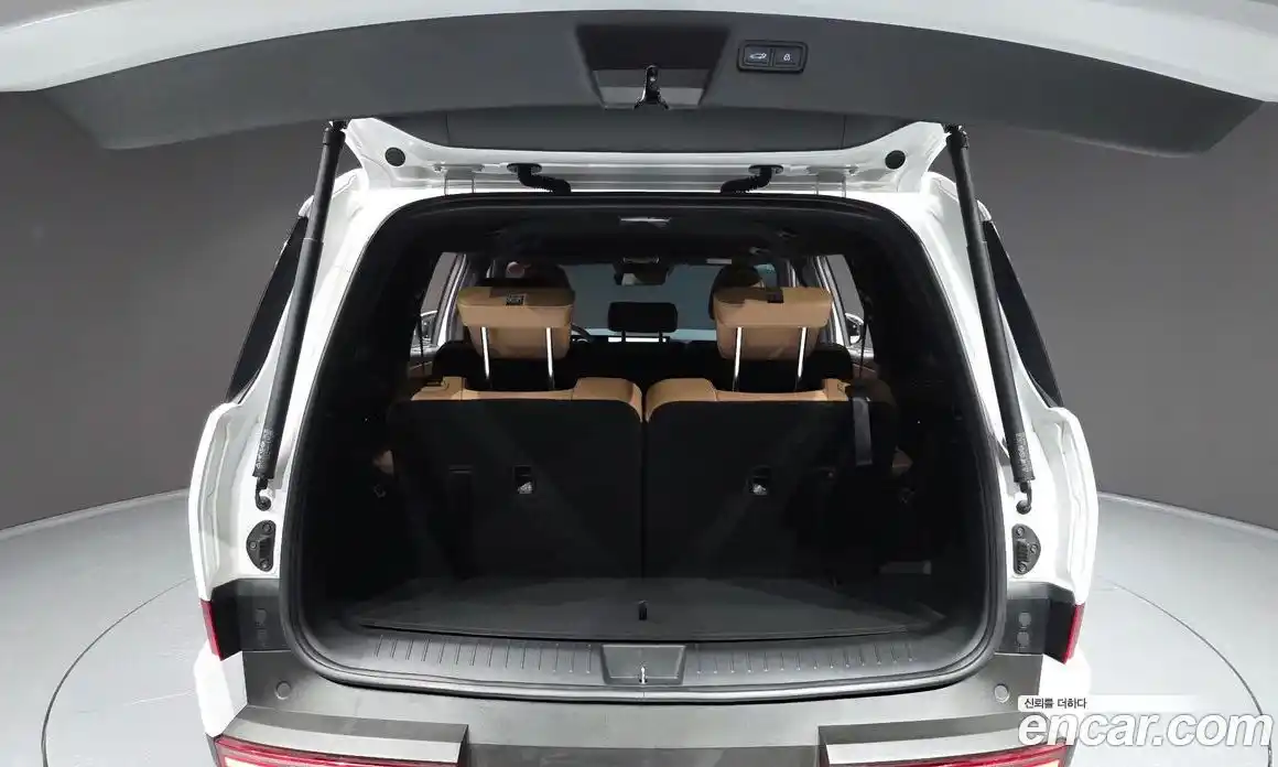 Hyundai Santa Fe 2024 1.6 Автомат в Москве № 126275, фото 20