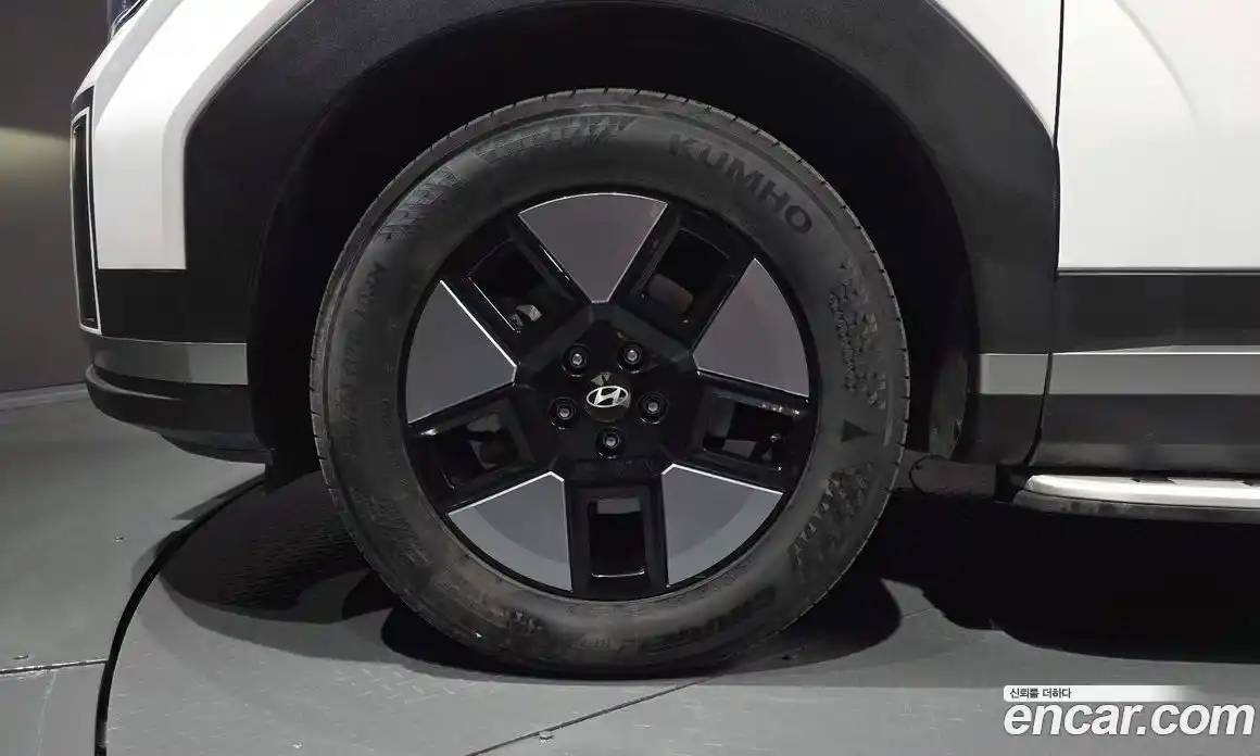 Hyundai Santa Fe 2024 1.6 Автомат в Москве № 126275, фото 5