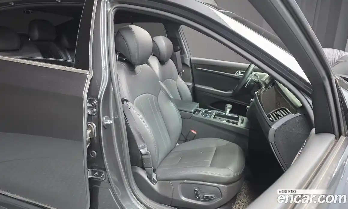 Genesis G80 2020 3.3 Автомат в Москве № 129076, фото 19