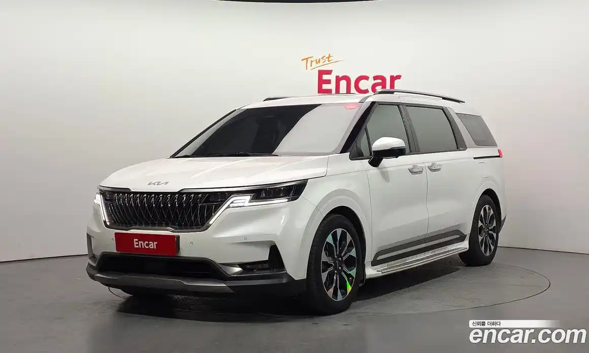 Kia Canival 2023 3.5 Автомат в Москве № 132907, фото 14