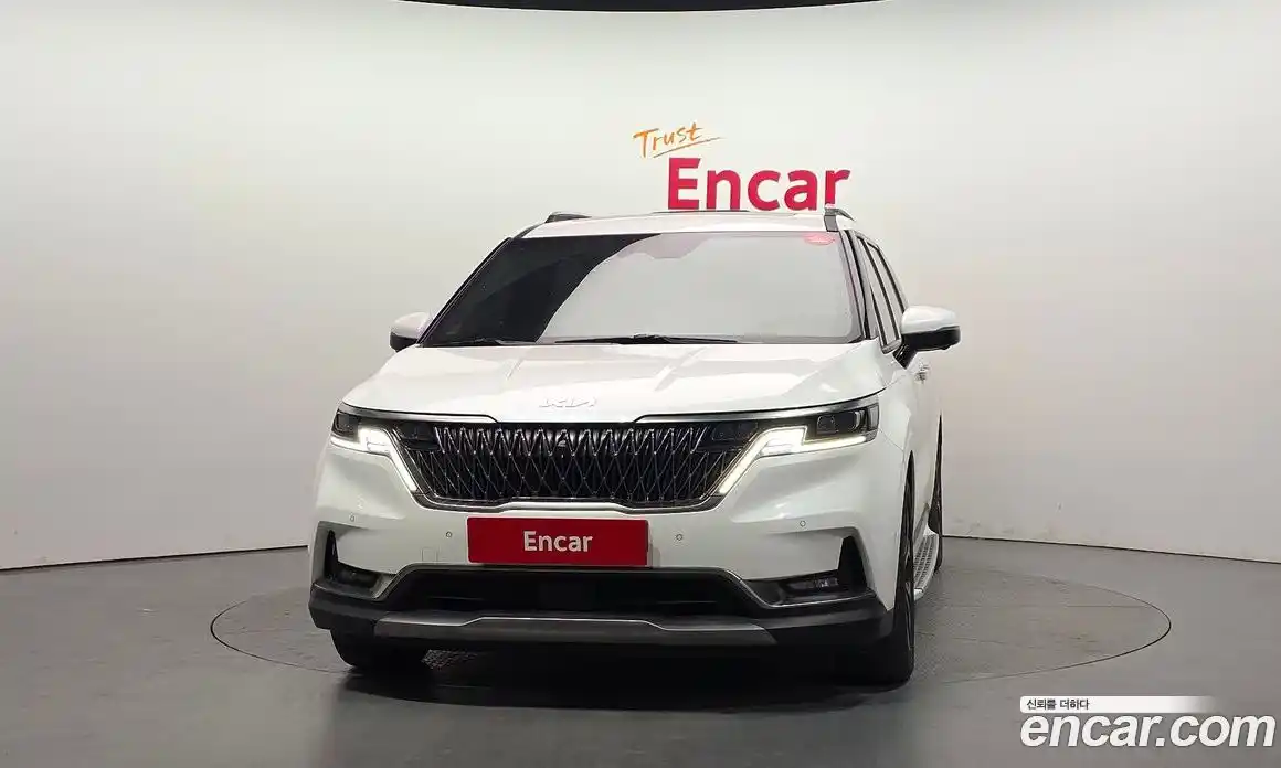 Kia Canival 2023 3.5 Автомат в Москве № 132907, фото 16