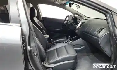 Kia K3 2016 1.6 Автомат в Москве № 133331, миниатюра 11