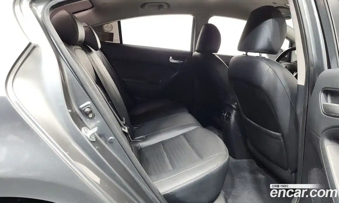 Kia K3 2016 1.6 Автомат в Москве № 133331, фото 12