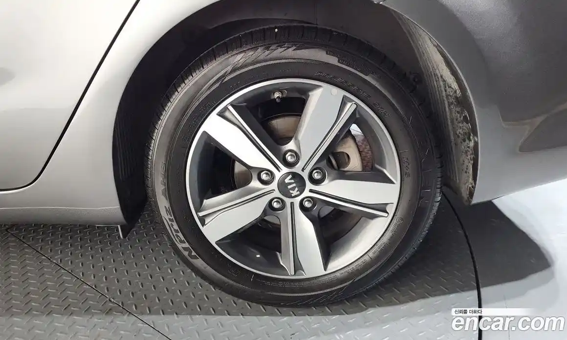 Kia K3 2016 1.6 Автомат в Москве № 133331, фото 5