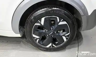 Kia Niro 2023 0.2 Автомат в Москве № 133964, миниатюра 11