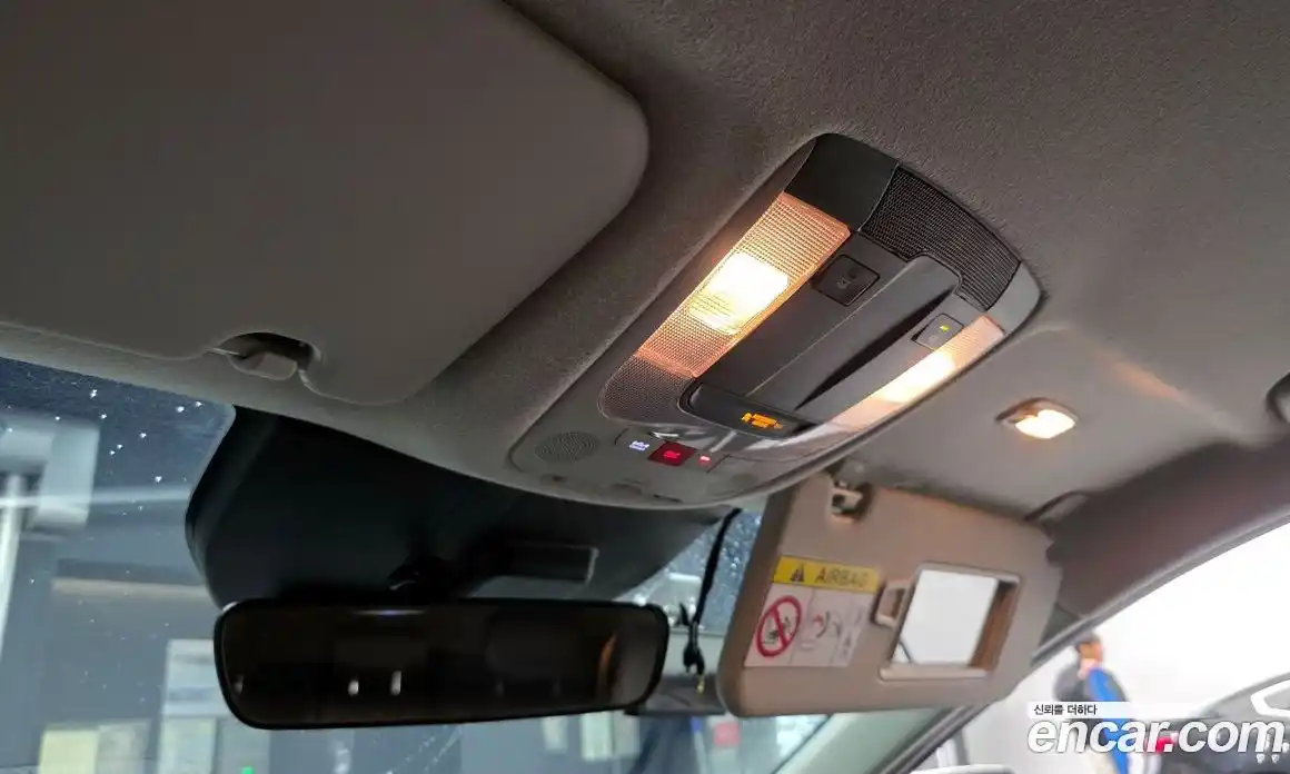 Kia Niro 2023 0.2 Автомат в Москве № 133964, фото 19