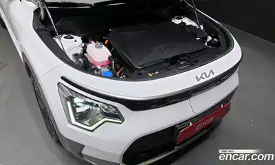 Kia Niro 2023 0.2 Автомат в Москве № 133964, миниатюра 6