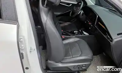 Kia Niro 2023 0.2 Автомат в Москве № 133964, миниатюра 10