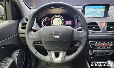 Renault SM3 2017 1.6 Автомат в Москве № 138401, миниатюра 5