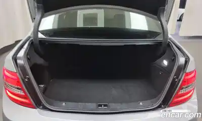 Mercedes-Benz C-Class 2010 2.5 Автомат в Москве № 140089, миниатюра 9