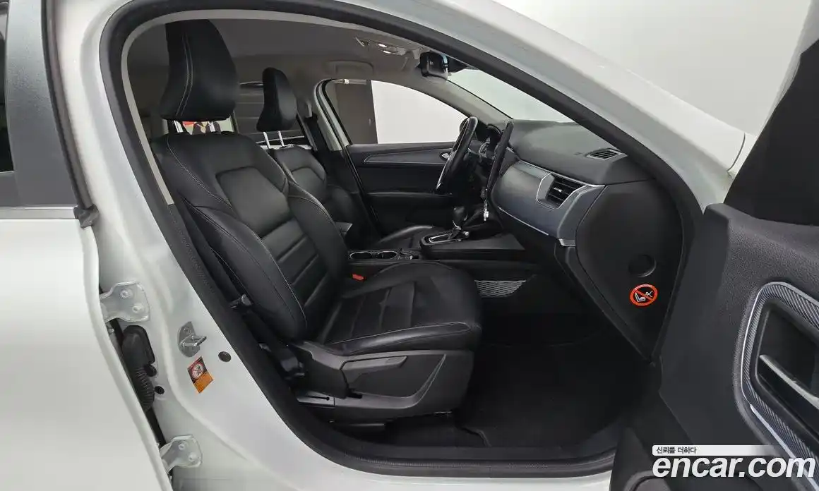 Renault XM3 2023 1.6 Автомат в Москве № 141122, фото 9