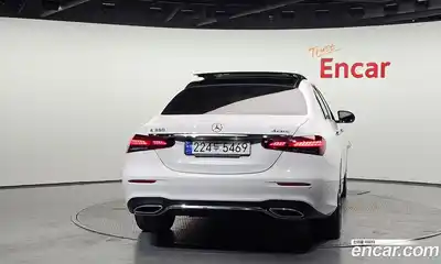 Mercedes-Benz E-Class 2022 2.0 Автомат в Москве № 141303, миниатюра 2