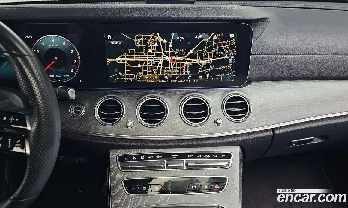 Mercedes-Benz E-Class 2022 2.0 Автомат в Москве № 141303, фото 9