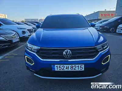 Volkswagen T-Roc 2021 2.0 Автомат в Москве № 142499, миниатюра 3