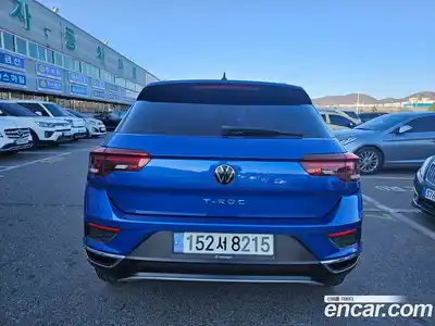 Volkswagen T-Roc 2021 2.0 Автомат в Москве № 142499, миниатюра 4