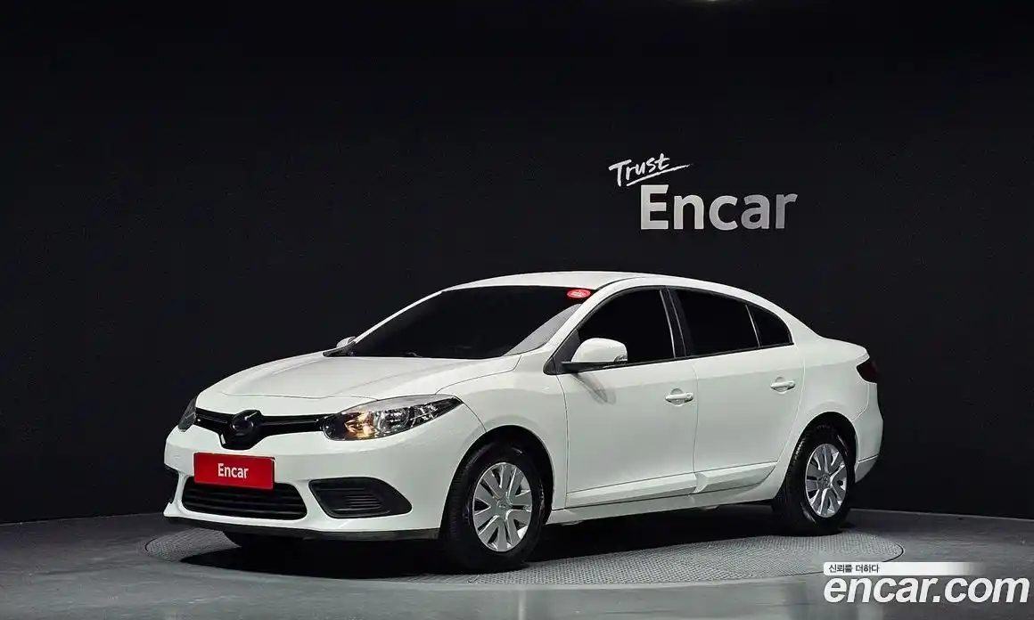 Renault SM3 2016 1.6 Автомат в Москве № 147981, фото 9