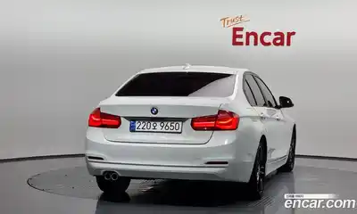 BMW 3-Series 2018 2.0 Автомат в Москве № 154498, миниатюра 2