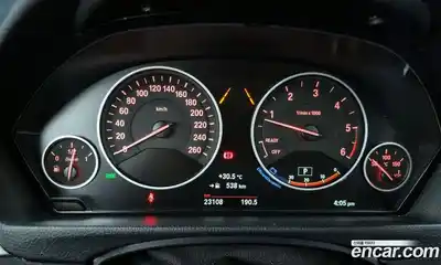 BMW 3-Series 2018 2.0 Автомат в Москве № 154498, миниатюра 3