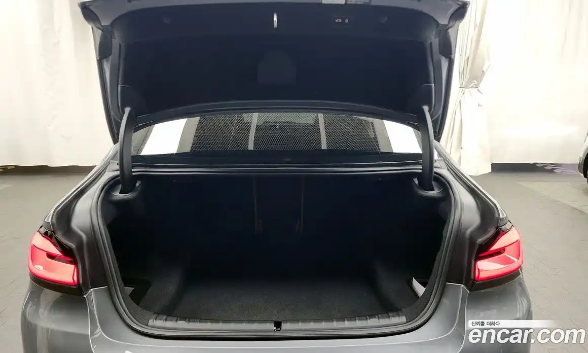 BMW 5-Series 2023 2.0 Автомат в Москве № 154724, фото 13