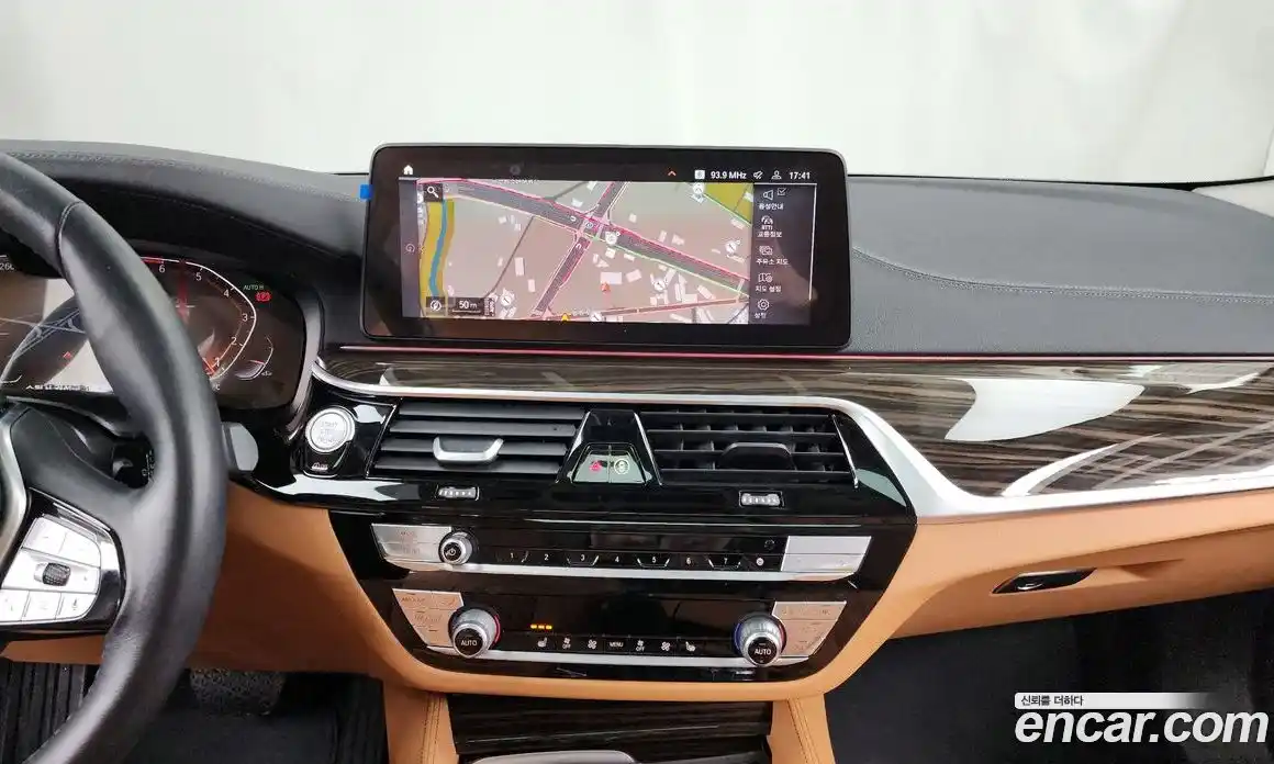 BMW 5-Series 2023 2.0 Автомат в Москве № 154724, фото 20