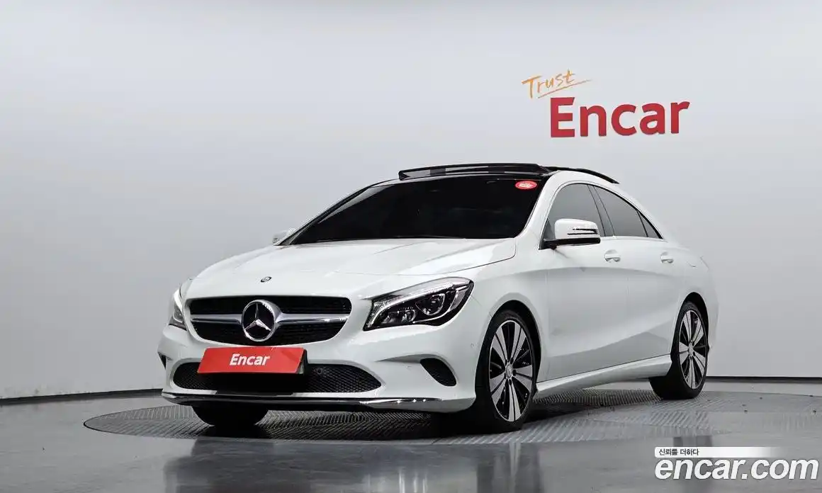 Mercedes-Benz CLA-Class 2017 2.0 Автомат в Москве № 161258, фото 9