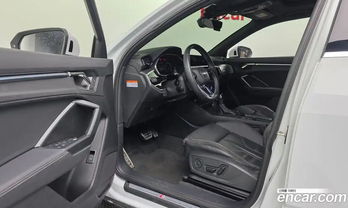 Audi Q3 2023 2.0 Автомат в Москве № 162725, фото 12