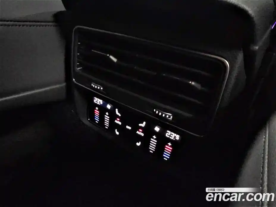 Audi Q7 2021 3.0 Автомат в Москве № 162862, фото 11