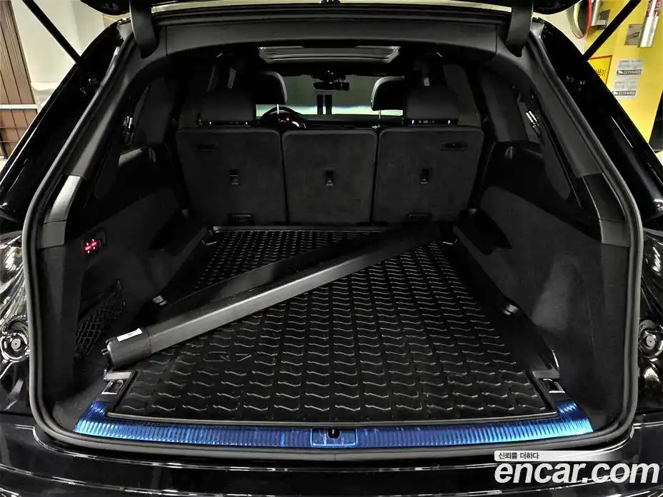 Audi Q7 2021 3.0 Автомат в Москве № 162862, фото 20