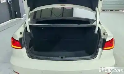 Audi A3 2015 1.6 Автомат в Москве № 164024, миниатюра 11