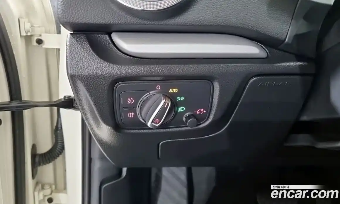 Audi A3 2015 1.6 Автомат в Москве № 164024, фото 4