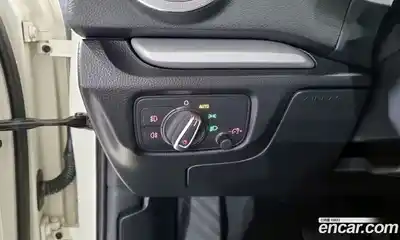 Audi A3 2015 1.6 Автомат в Москве № 164024, миниатюра 4