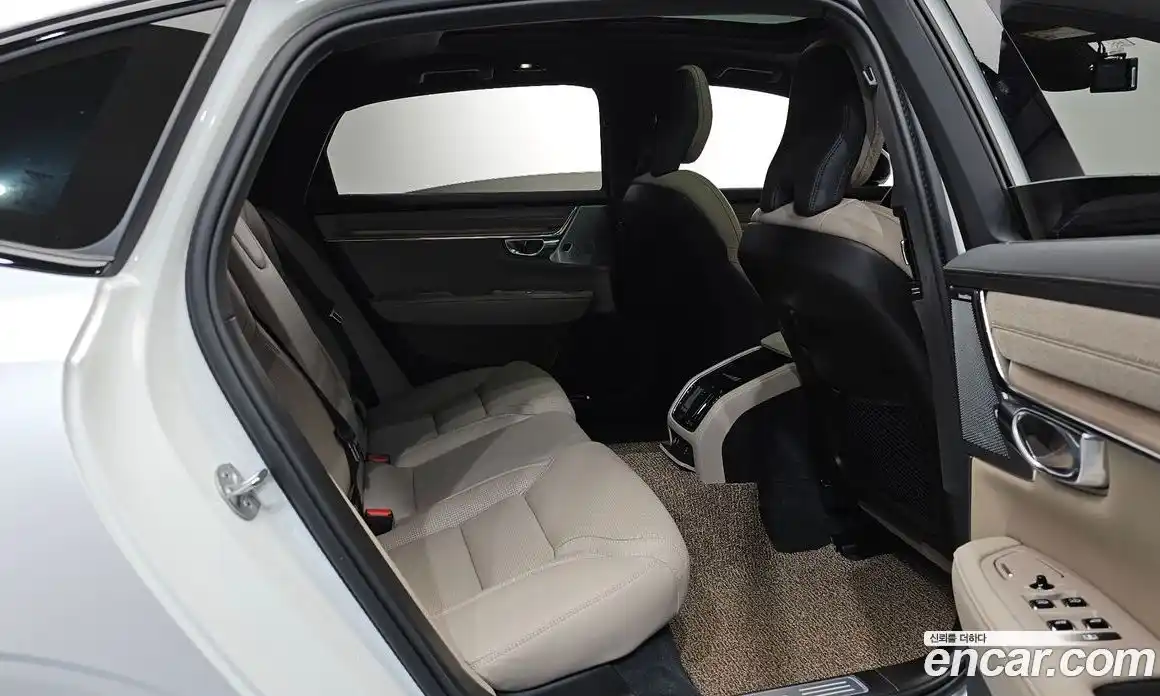 Volvo S90 2026 2.0 Автомат в Москве № 164138, фото 3