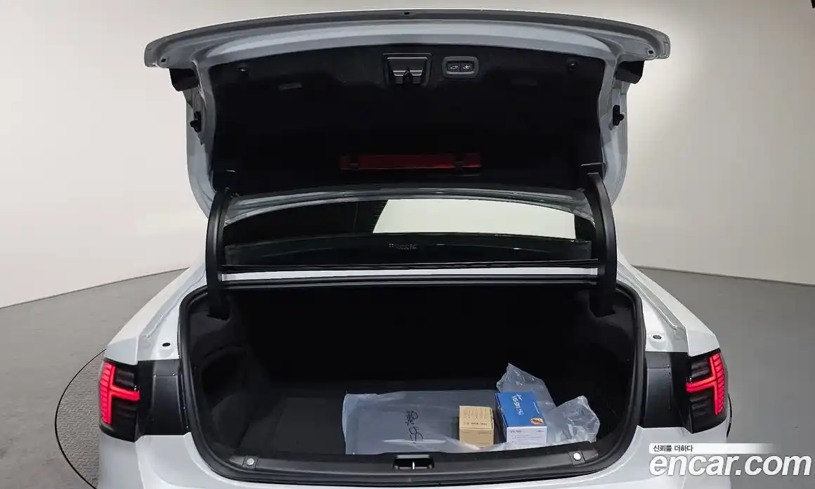 Volvo S90 2026 2.0 Автомат в Москве № 164138, фото 8