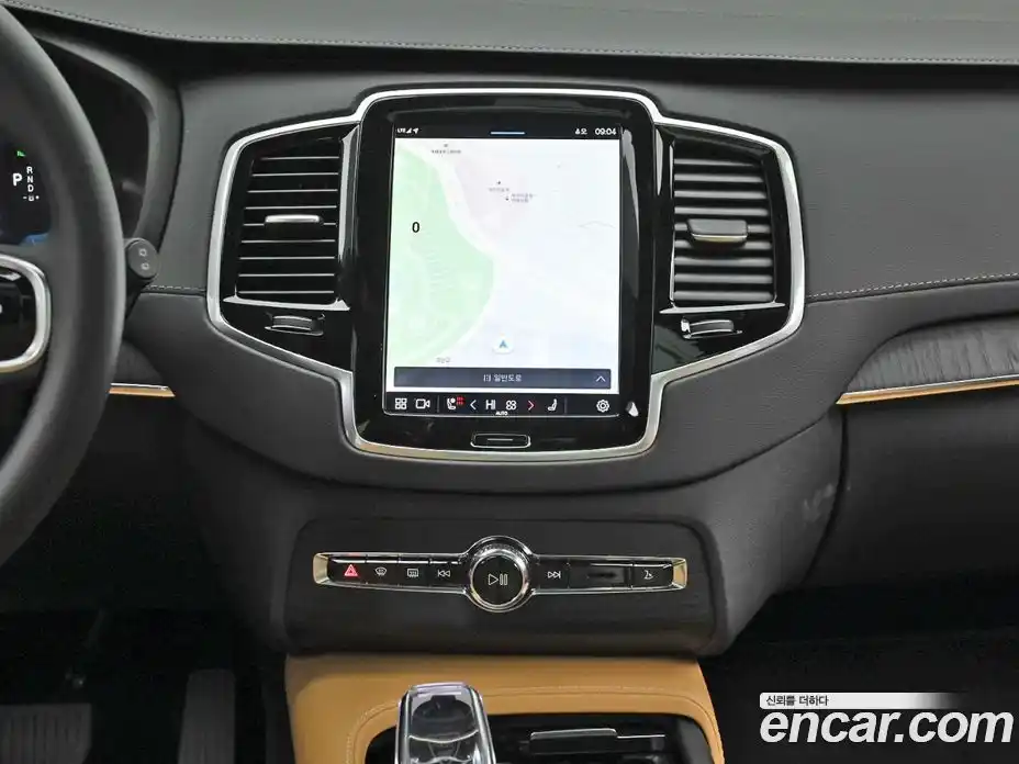 Volvo XC90 2024 2.0 Автомат в Москве № 164149, фото 14