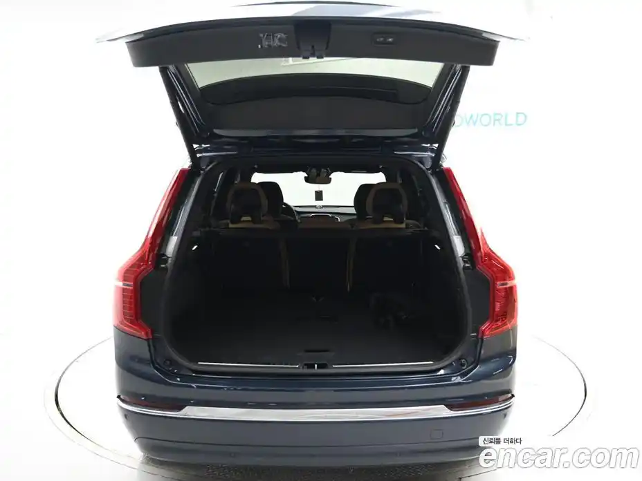 Volvo XC90 2024 2.0 Автомат в Москве № 164149, фото 20