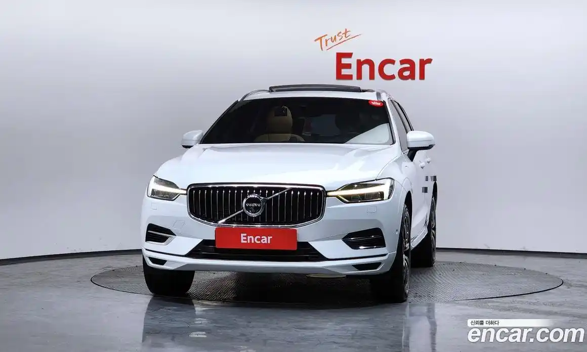 Volvo XC60 2021 2.0 Автомат в Москве № 164676, фото 16