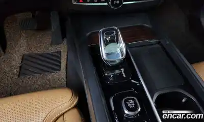 Volvo XC60 2021 2.0 Автомат в Москве № 164676, миниатюра 5