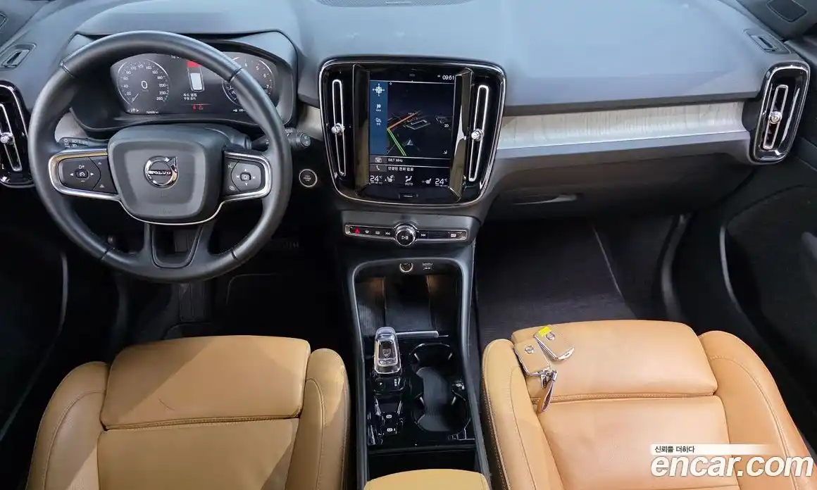 Volvo XC40 2020 2.0 Автомат в Москве № 164719, фото 1