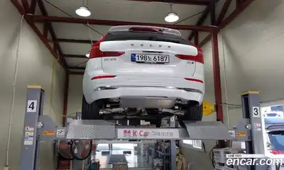 Volvo XC60 2023 2.0 Автомат в Москве № 164755, миниатюра 5