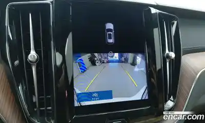 Volvo XC60 2023 2.0 Автомат в Москве № 164755, миниатюра 9