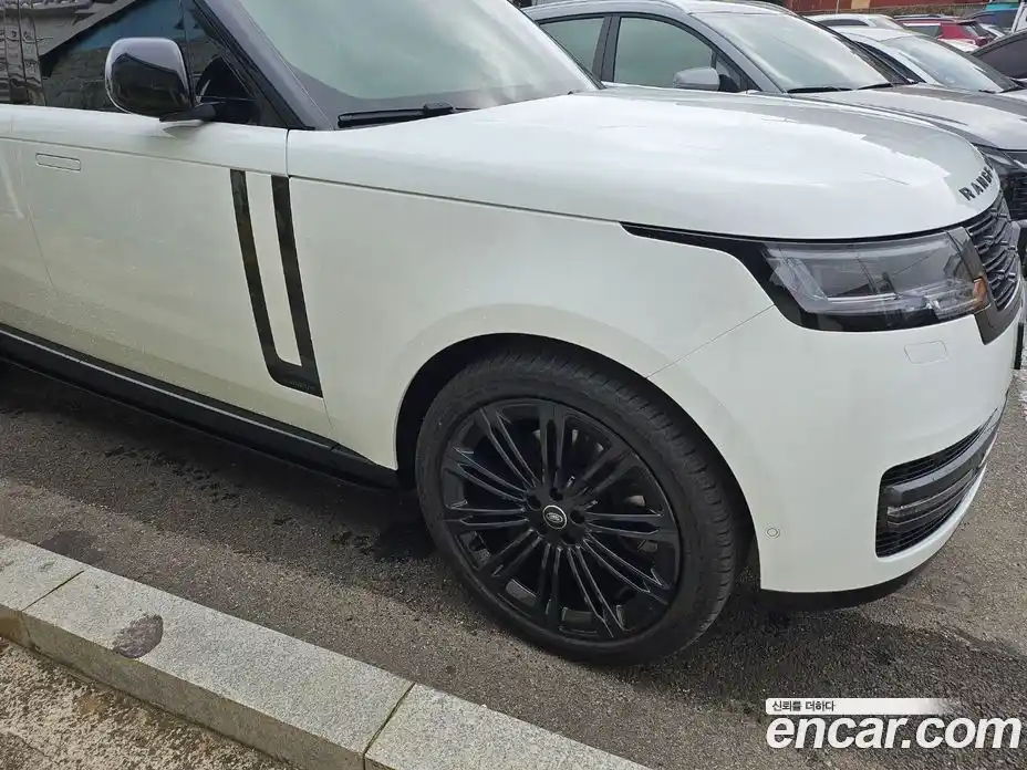 Land Rover Range-Rover 2025 3.0 Автомат в Москве № 166013, фото 5