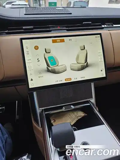 Land Rover Range-Rover 2025 3.0 Автомат в Москве № 166013, миниатюра 9