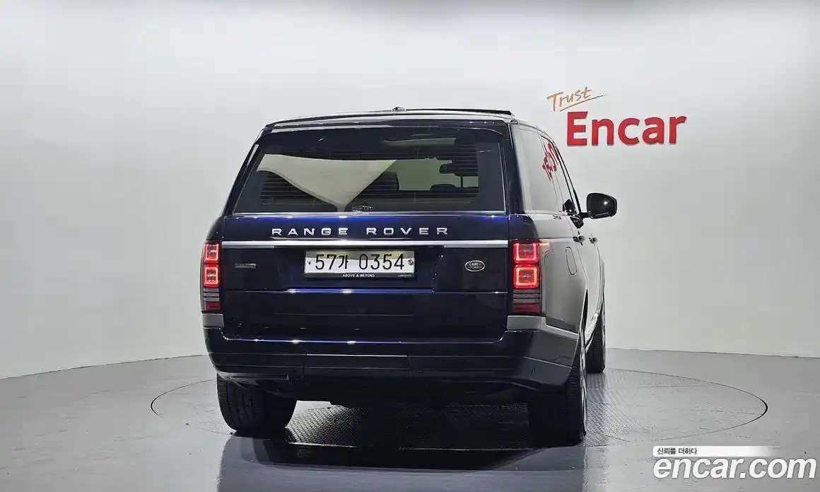 Land Rover Range-Rover 2016 4.4 Автомат в Москве № 166262, фото 16