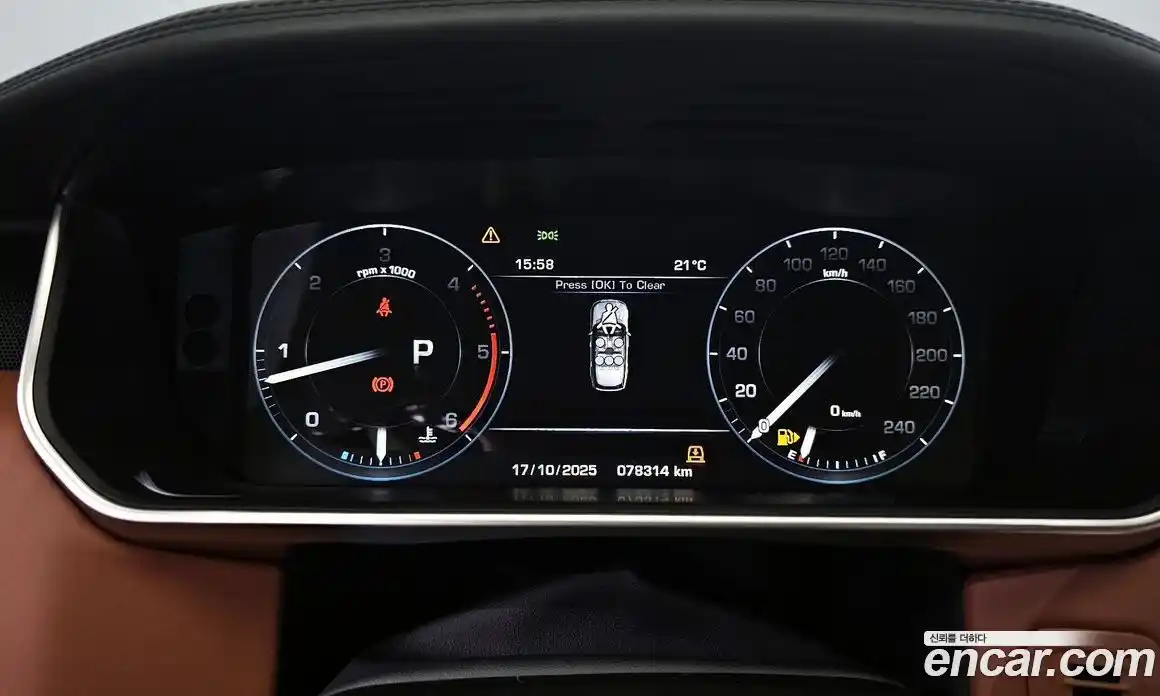 Land Rover Range-Rover 2016 4.4 Автомат в Москве № 166262, фото 4