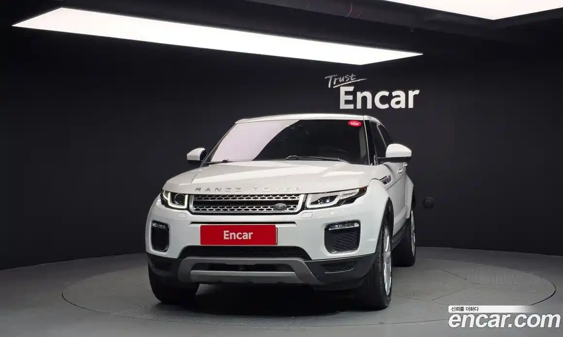 Land Rover Range-Rover Evoque 2017 2.0 Автомат в Москве № 166284, фото 3